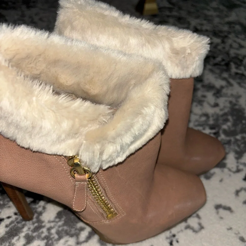 Guess Tan Heeled Boots with Faux Fur - Picture 2 of 5